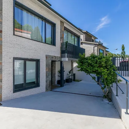 Elegante Y Luminoso En - Apto 1 By * Vigo